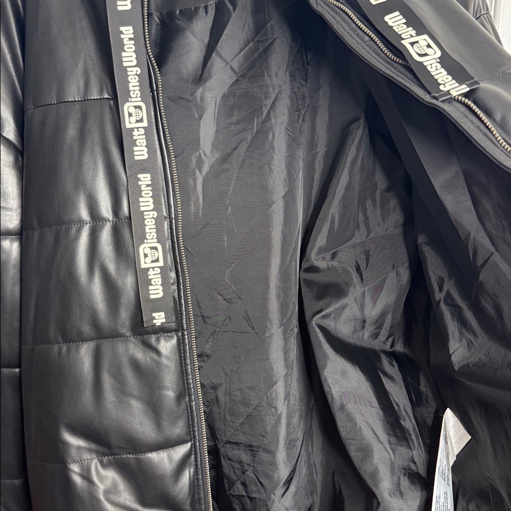 Disney Parks Walt Disney World black faux leather puffer Spirit jacket size 1X - Picture 8 of 8